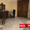 CASA AMPLIA EN PLENO CENTRO DE AYORA – Ref. ER-623