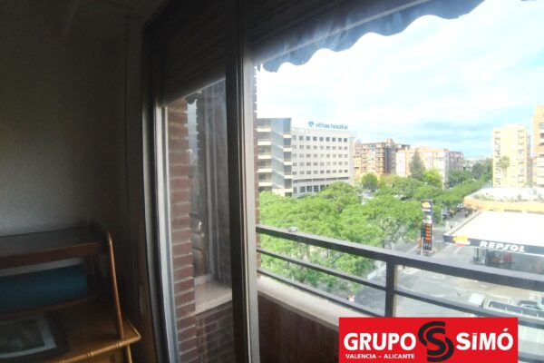 PISO AMPLIO EN LA ZONA DE NOU CAMPANAR EN VALENCIA – Ref. IG-294