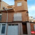 ADOSADO DUPLEX EN MUY BUENA ZONA DE XILXES – Ref. ER-658