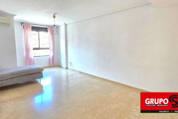 PISO DUPLEX CON TERRAZA, GARAJE Y TRASTERO EN TORRENT – Ref. IG-353