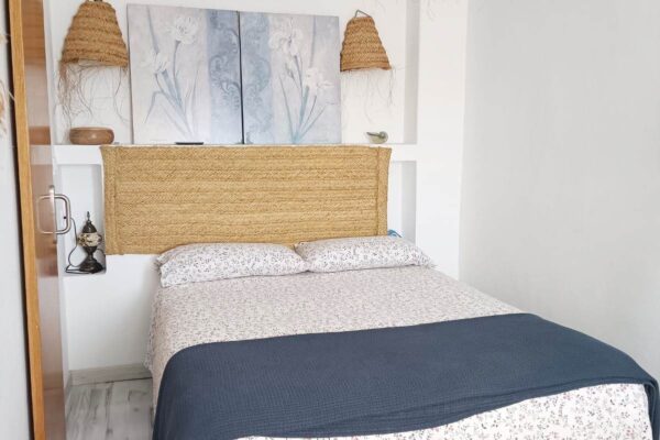 APARTAMENTO A MENOS DE 100 METROS DE LA PLAYA EN DENIA - Ref. AG-17