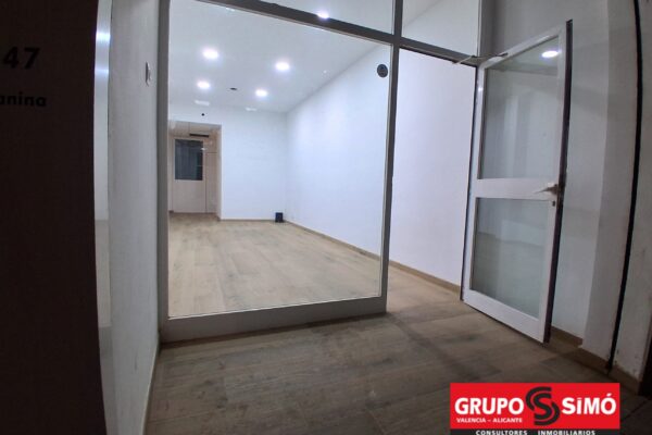 LOCAL COMERCIAL EN PLENA AVENIDA DEL NORTE DE PICASSENT - Ref. MJ-6