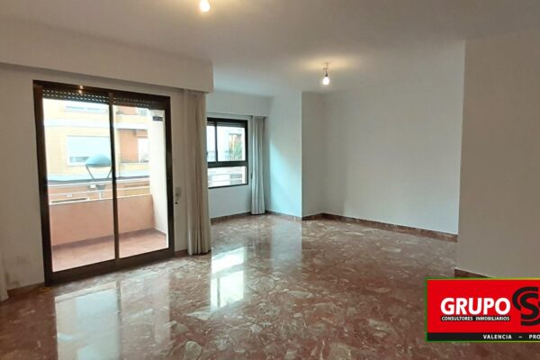 PISO SEMIAMUEBLADO Y CON ELECTRODOMÉSTICOS EN PLENO CENTRO DE PICASSENT – Ref. IG-377