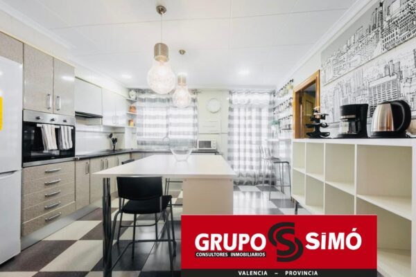 PISO CON TERRAZA EN PLENO CENTRO DE PICASSENT- Ref. MJ-10