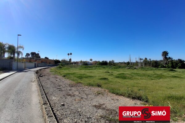 TERRENO URBANIZABLE EN LA ELIANA JUNTO A CENTRO COMERCIAL EL OSITO - Ref. AG-25