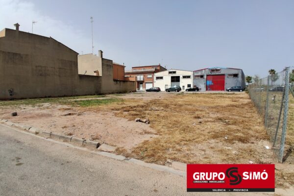 TERRENO URBANO EN ZONA RESIDENCIAL DE ALBALAT DELS SORELLS - Ref. AG-26.