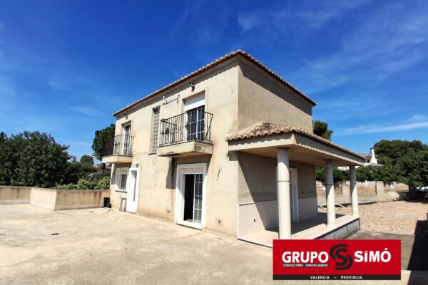 CHALET EN URBANIZACIÓN MONT ROS NAQUERA. Ref-AG-32