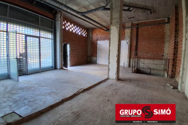 LOCAL COMERCIAL FRENTE AL COLEGIO VALLIVANA DE PICASSENT - Ref. MJ-16