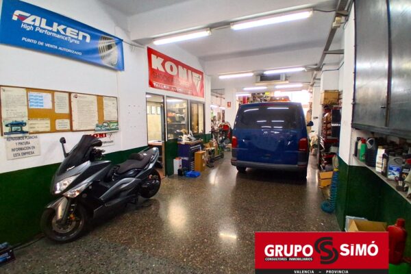 LOCAL COMERCIAL EN PLENO CENTRO DE RUZAFA. Ref-AG-40.