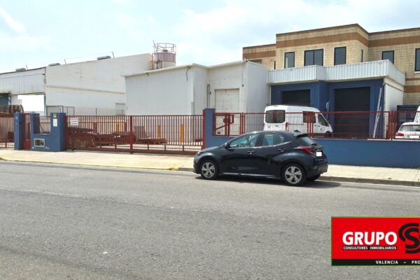 NAVE INDUSTRIAL EN EL POLIGONO DELS CODONYERS EN PICASSENT – Ref. IG-395